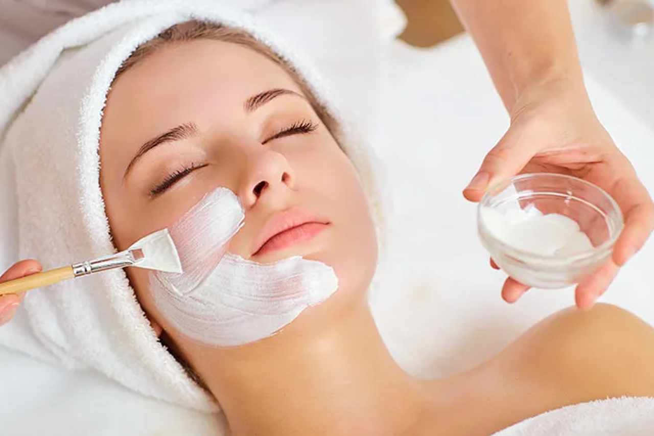 Medi facial treatment by dermatologist